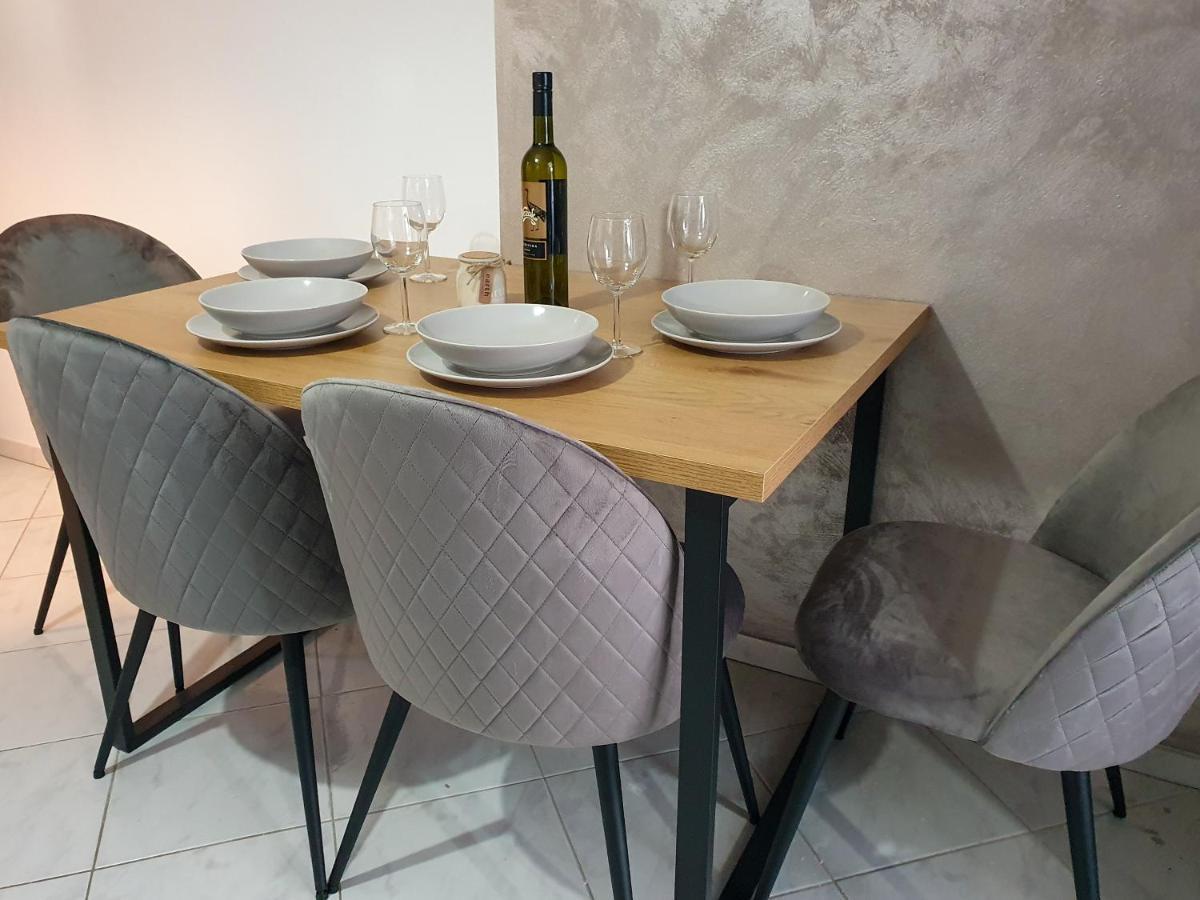 Apartments Mira Baska  Ngoại thất bức ảnh