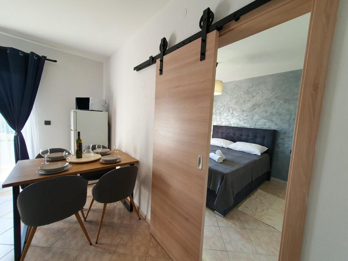 Apartments Mira Baska  Ngoại thất bức ảnh