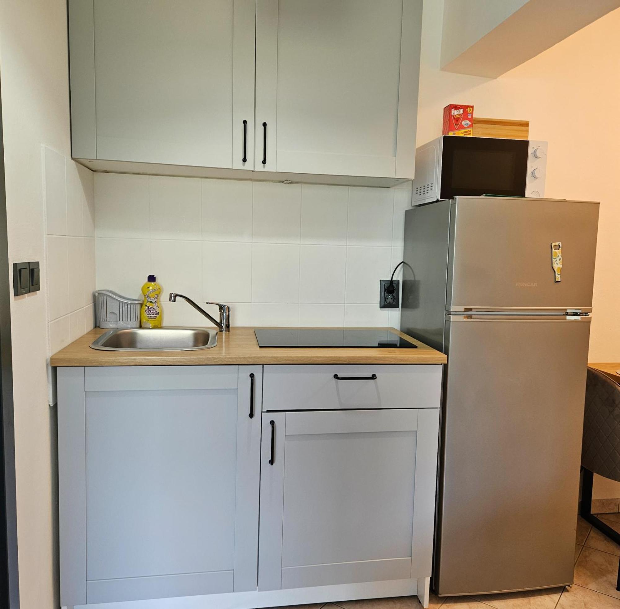 Apartments Mira Baska  Ngoại thất bức ảnh