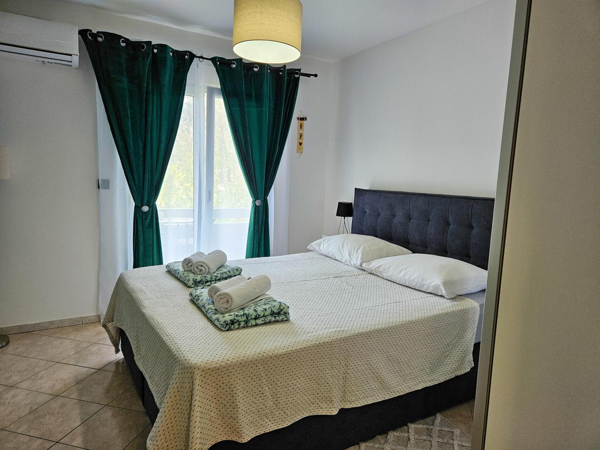 Apartments Mira Baska  Ngoại thất bức ảnh